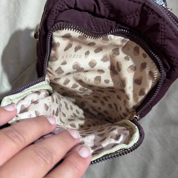 Kedzie Cloud 9 Convertible Quilted Puffer Sling Crossbody Bag burgundy mulberry. - Picture 3 of 8